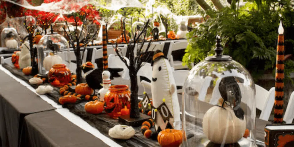 halloween-decor-table-rental-party-rental-services